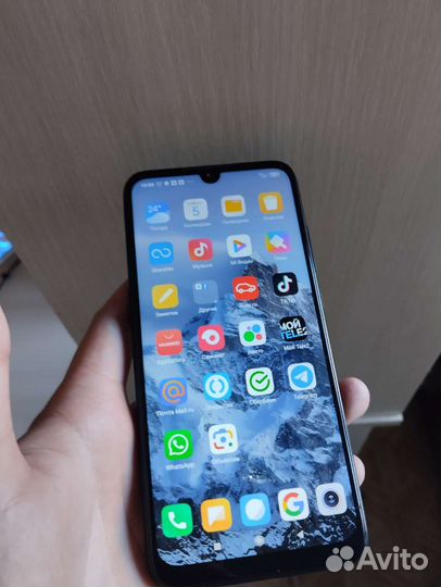 Телефон Xiaomi Redmi Note 7