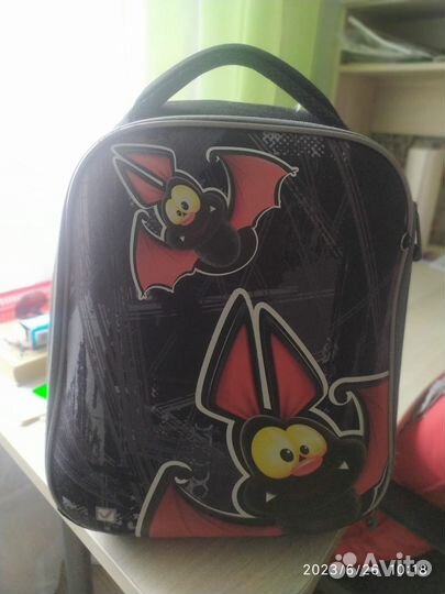 Школьный рюкзак