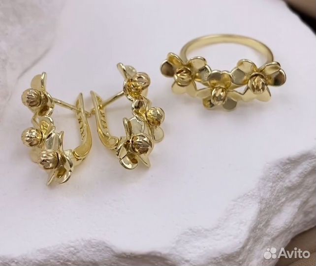 Камплект серьги и кольцо