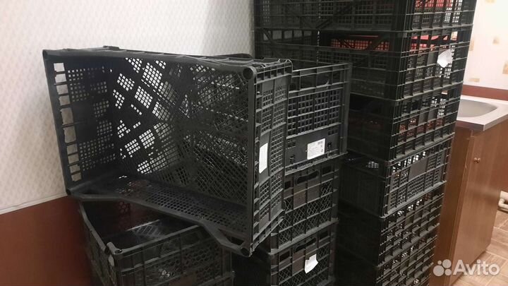 Пластиковые ящики