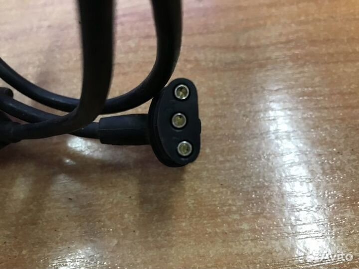 Датчик положения коленвала Mercedes-Benz S W140 с1