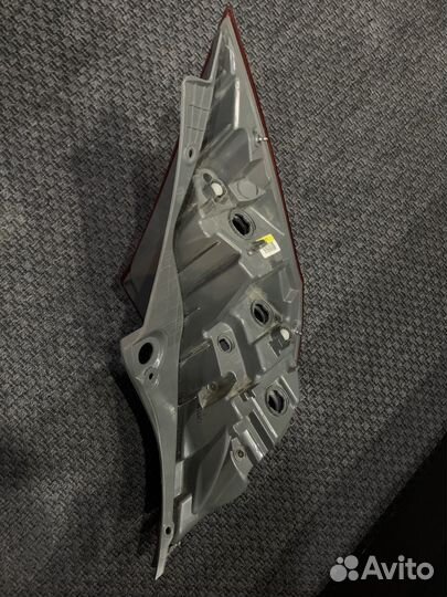 Задний левый фонарь Hyundai Solaris 1