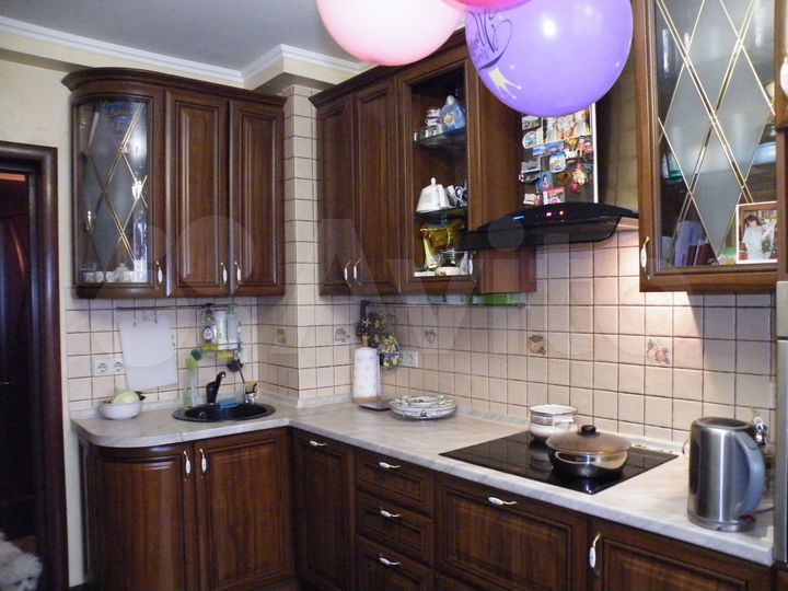 3-к. квартира, 88 м², 6/17 эт.