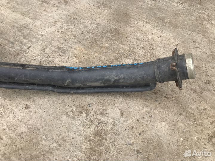 Mitsubishi Carisma Заливная горловина бака бу