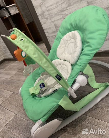 Шезлонг для новорожденных