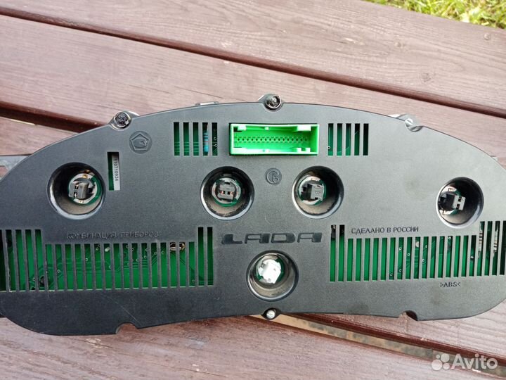 Щиток приборов LADA kalina 1