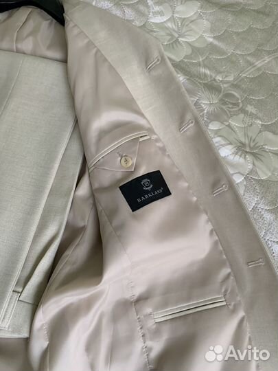 Мужской костюм