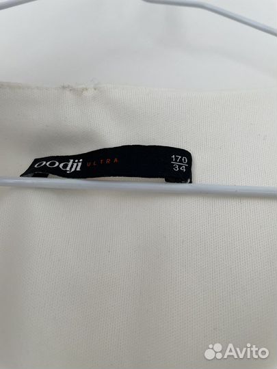 Платье белое с вышивкой S