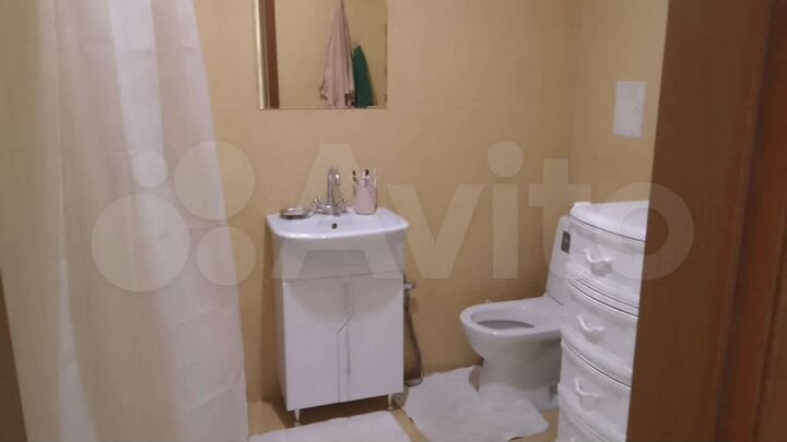 3-к. квартира, 121,5 м², 4/6 эт.