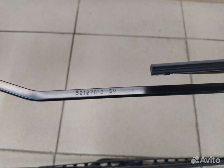 Поводок дворника Шевроле Кобальт