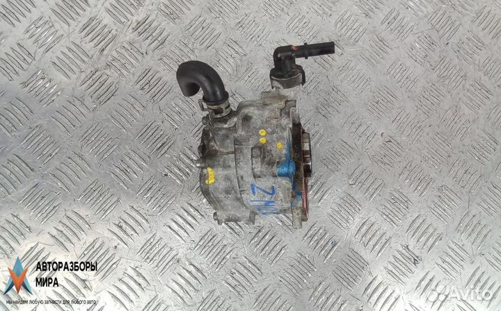 Насос вакуумный Land Rover Range Rover Sport 2008