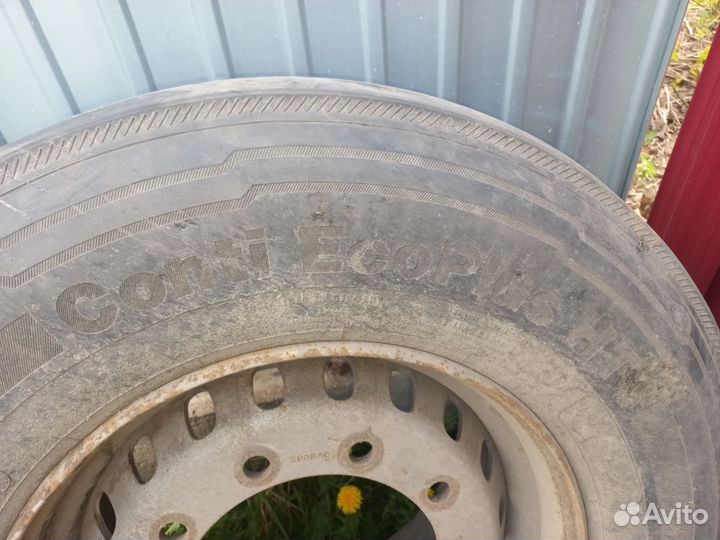Продам прицепное колесо