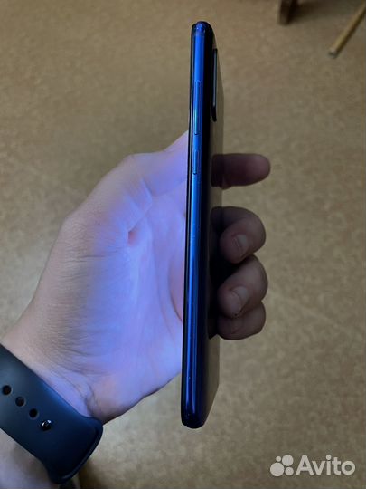 Телефон Xiaomi mi 9 lite
