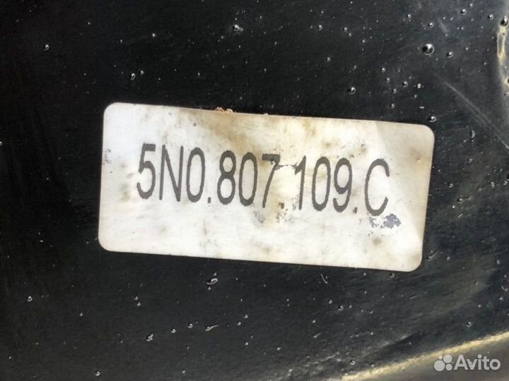 Усилитель бампера передний Volkswagen Tiguan 1 5N