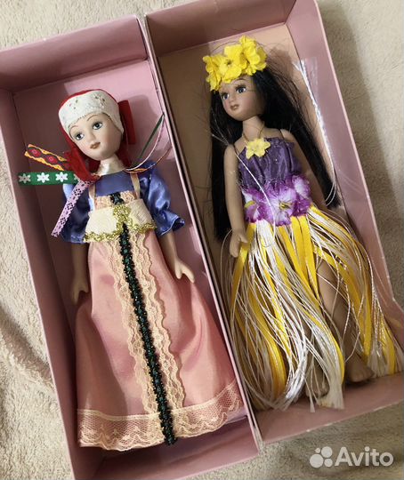 Кукла фарфоровая коллекционная