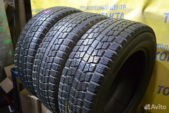 Northtrek N2 215/60 R16