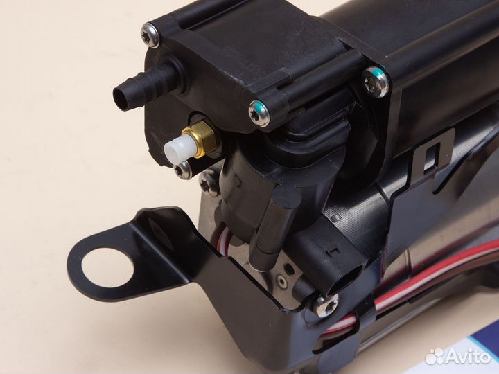 Компрессор пневмоподвески Mercedes Wabco W205