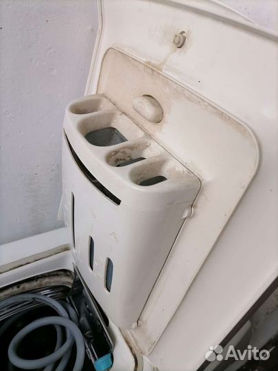 Стиральная машина с вертикальной загрузкой