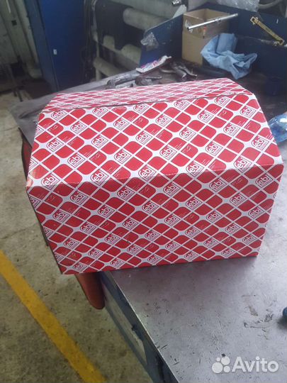 Мотор печки skoda Fabia