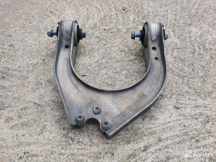 Верхние рычаги передней подвески для Mercedes W219