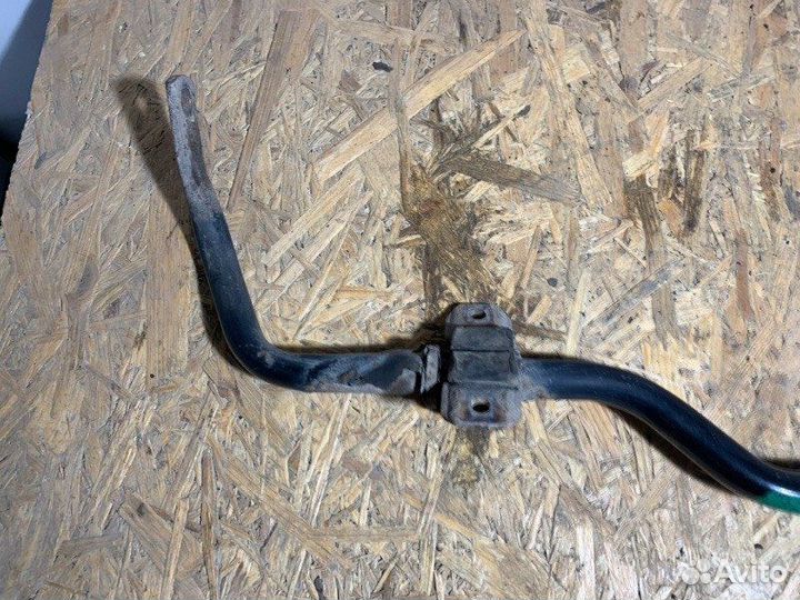 Стабилизатор поперечной устойчивости задний