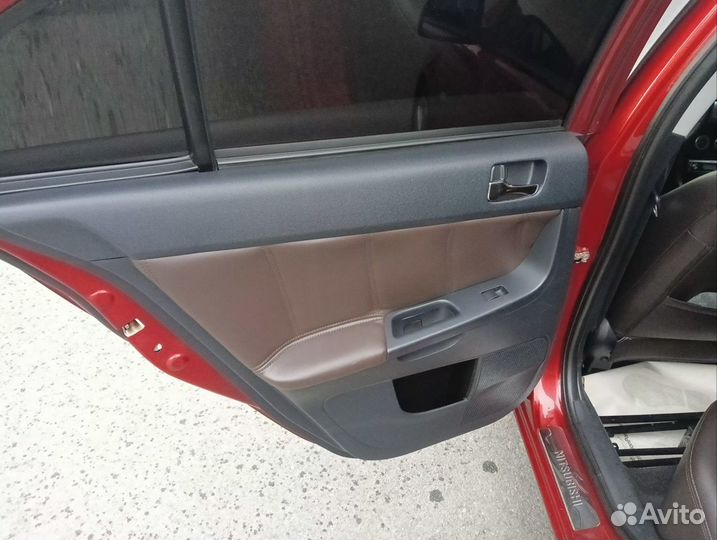 Mitsubishi Lancer 1.5 AT, 2011, 153 000 км