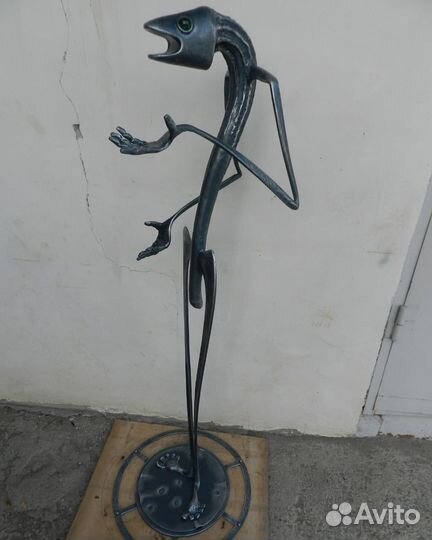 Вешалка подставка