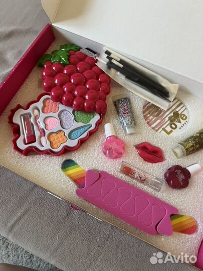 Детская косметика Barbie