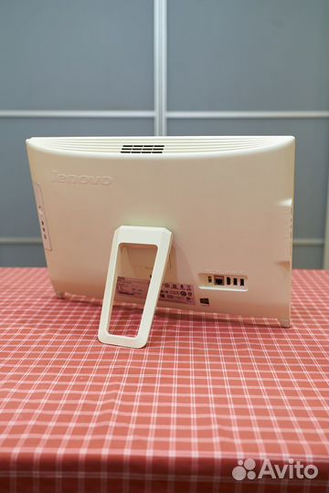 Lenovo C260 Type 10160 (Белый)