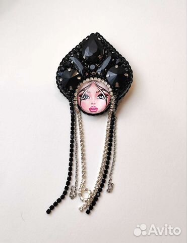 Брошь ручной работы