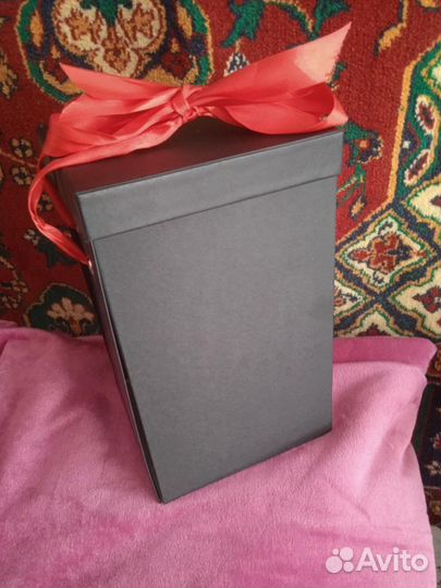 Коробка подарочная черная