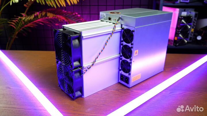 Antminer E9 PRO 3780 Наличие / Новый