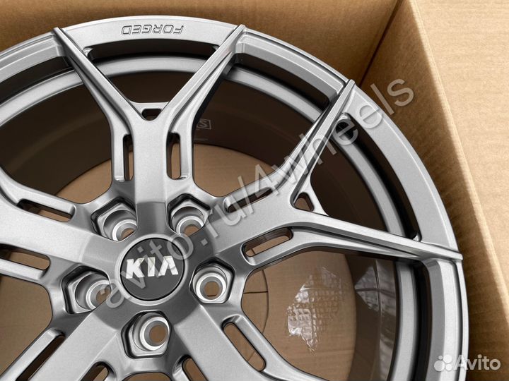 Кованые диски Kia K900 R18 наличие