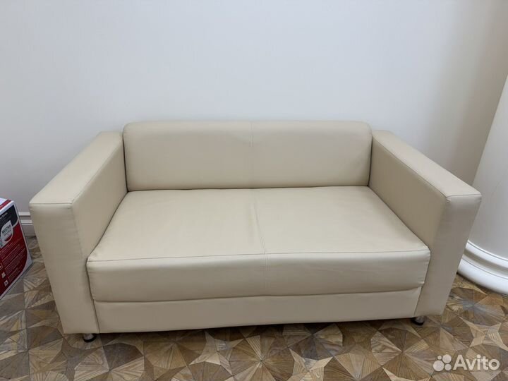 Офисная мебель комплектом