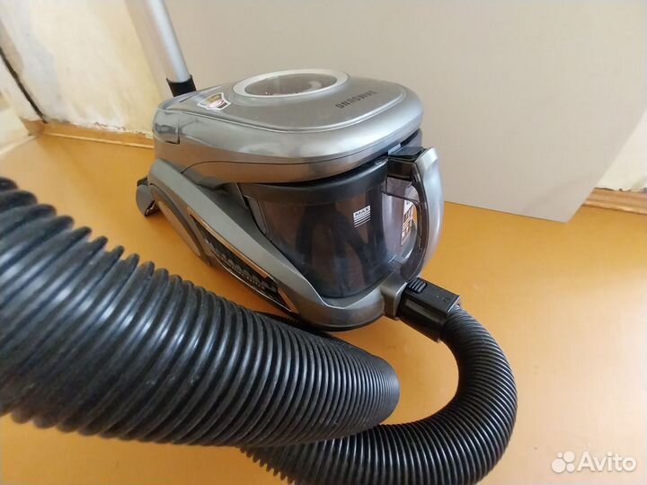 Пылесос Samsung 1800W на запчасти