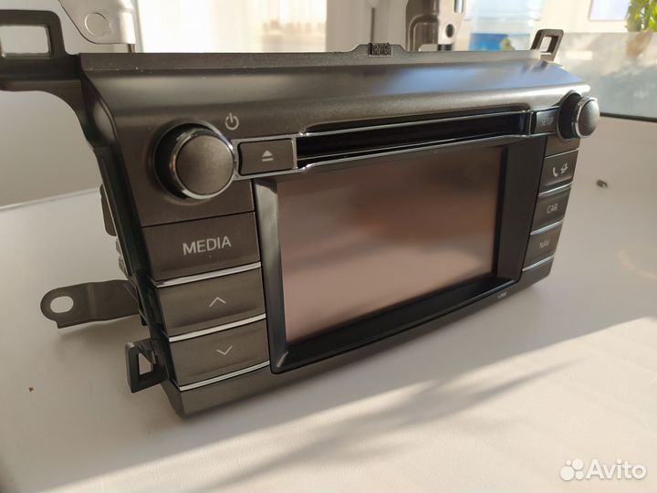 Авто магнитола Rav4