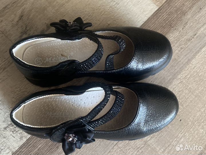 Ботинки на девочку 31