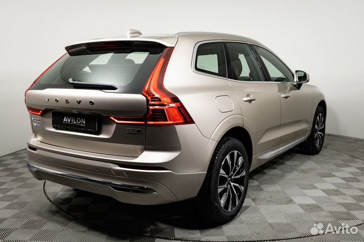 Volvo XC60 2.0 AT, 2023