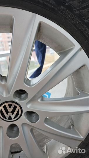 Колеса R16 Volkswagen 215/65 hakkapeliitta 8 suv