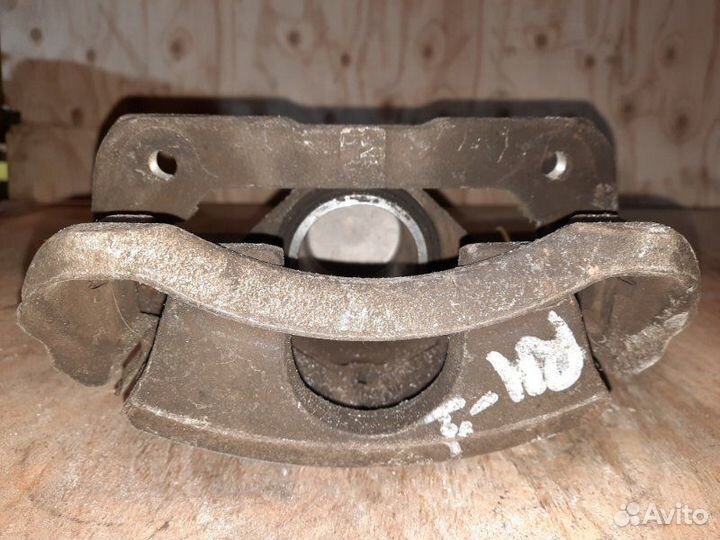 Суппорт лев. перед. honda S-MX