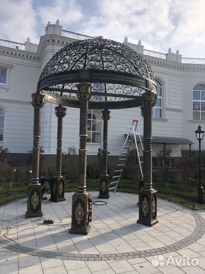 Кованая беседка, ротонда