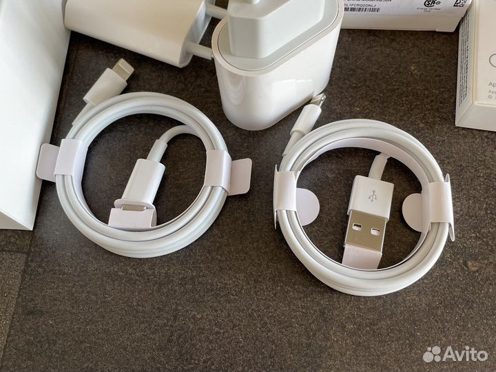 Зарядное устройство на iPhone