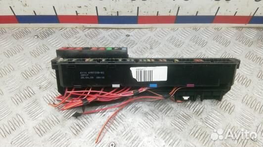 Блок предохранителей BMW 5 E60/E61 (5BL11M101)