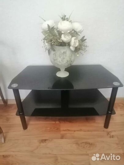 Тумбочка подставка под тв