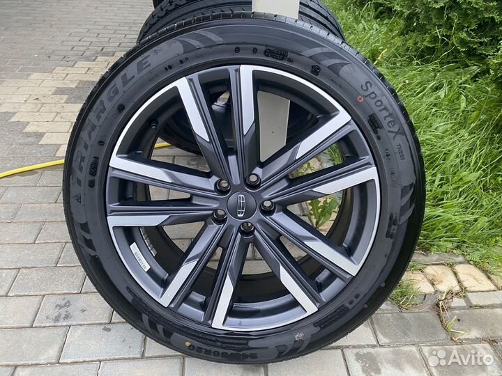 Triangle Sports TH201 245/50 R20 105V