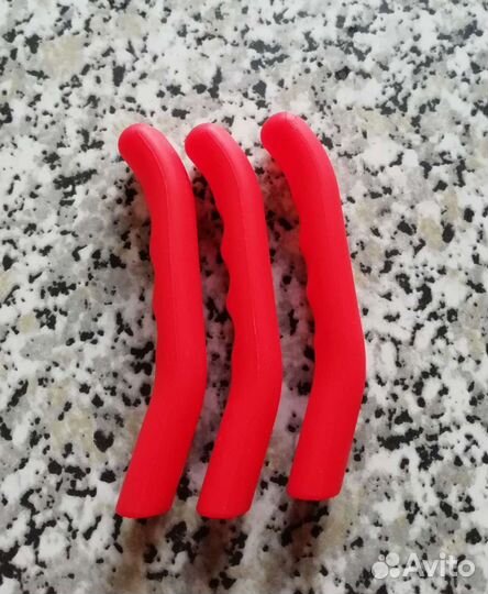 Силиконовые рукоятки на тормоз велосипеда