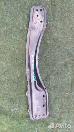 Балка под двс Toyota Corolla Fielder NZE124 1NZ-FE