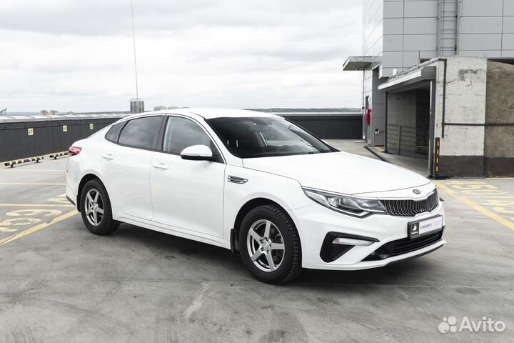 Kia Optima 2.0 AT, 2019, 40 000 км