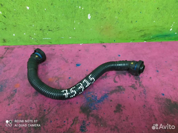 Патрубок вентиляции Octavia 2 SuperB Yeti 1,8 2,0