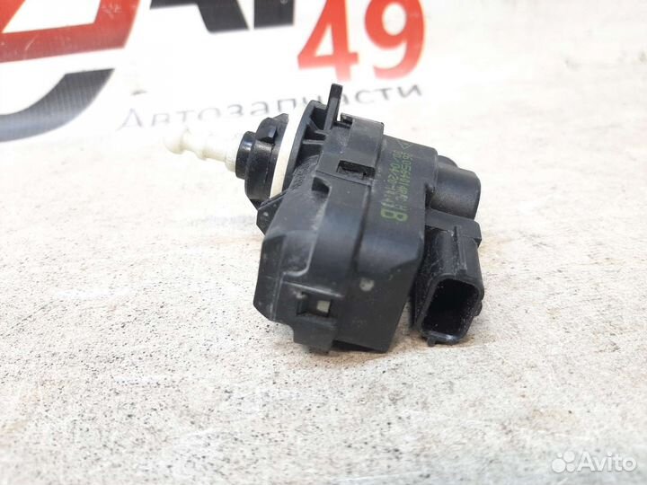 Renault Arkana корректор фары